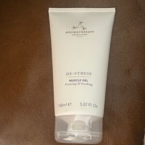 Aromatherapy Associates De-Stress Muscle Gel - White